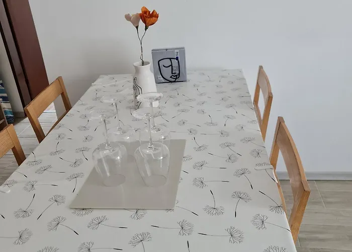 Josef Apartment, Center